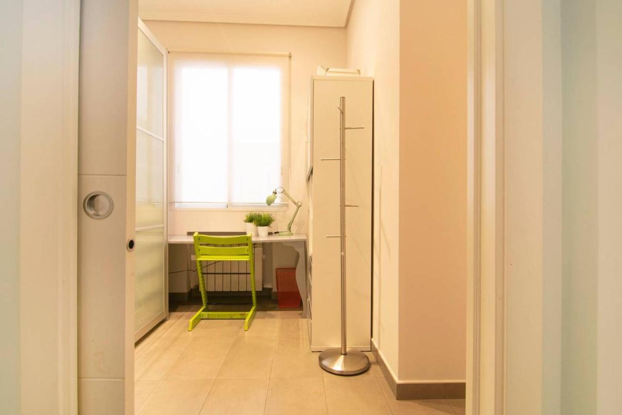 Cozy Apartment Near San Miguel Market By Batuecas Madrid Exteriér fotografie